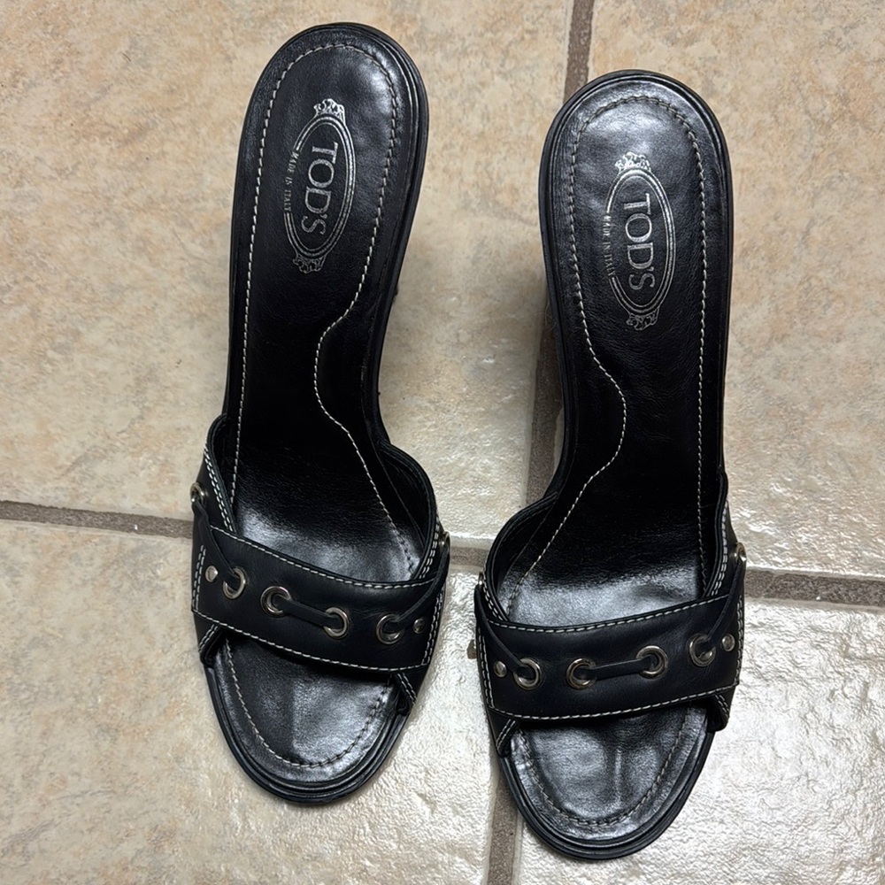 Tod's Black Women's Slide Sandals